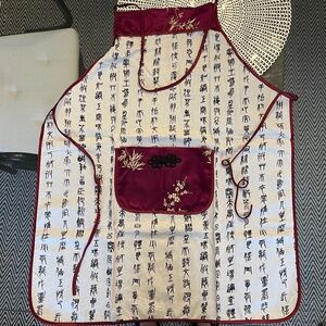 Apron from Hong Kong with silk pocket, for entertaining or gifting, like new.